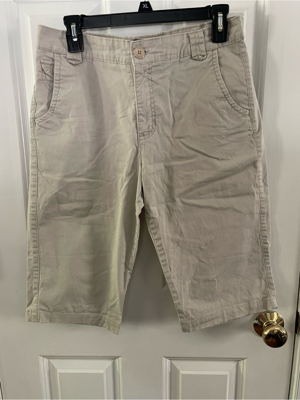 Gloria Vanderbilt Women’s Khaki Flat Front Shorts